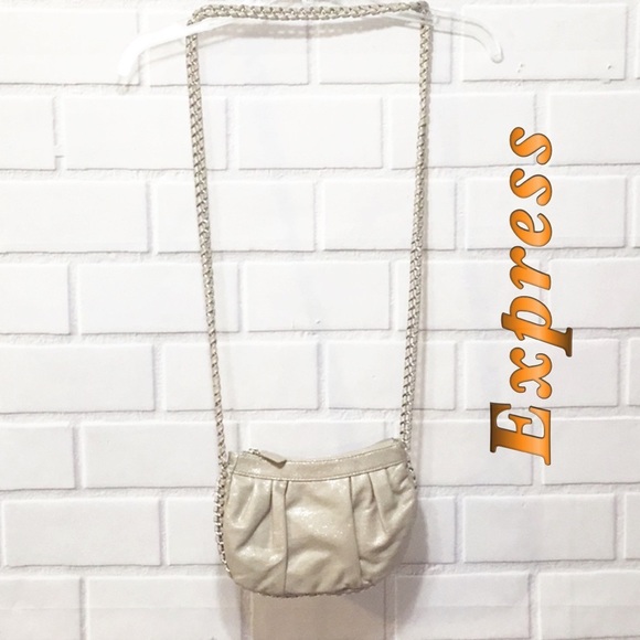 Express Handbags - Express Metallic crossbody double silver chain.